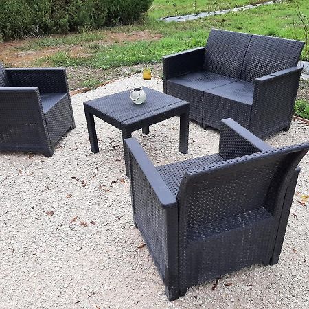 A L'Aube Des Sens Hotel Bailly-le-Franc Екстериор снимка