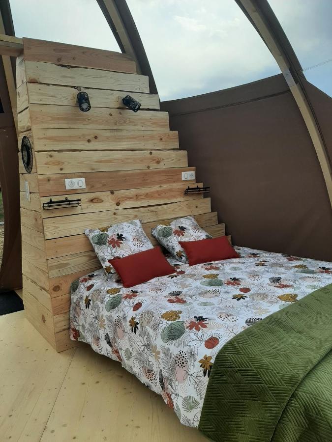 A L'Aube Des Sens Hotel Bailly-le-Franc Екстериор снимка
